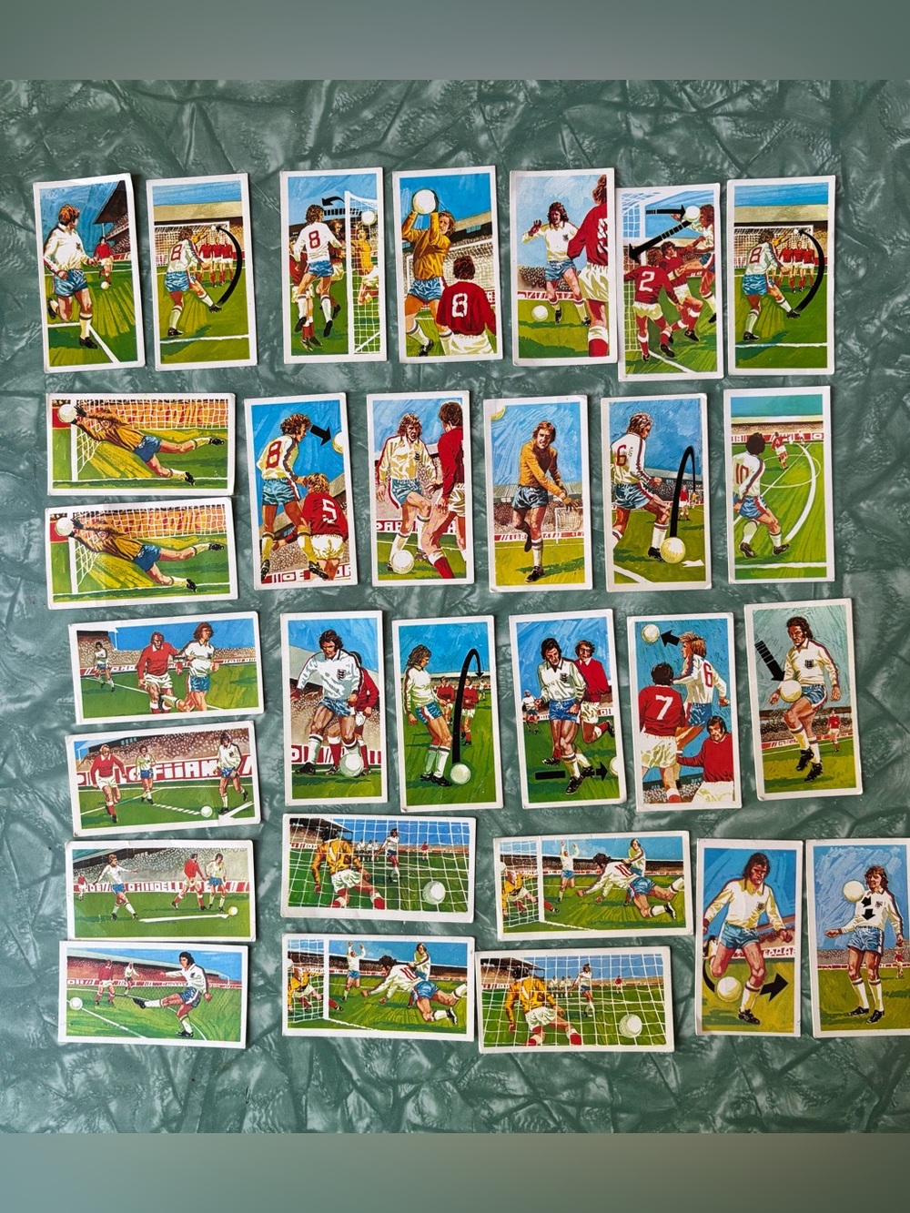 Vintage Soccer Trading Cards - Brooke Bond Tea Trading Cards small